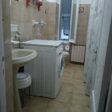 Guest house Affittacamere Franso' La Spezia